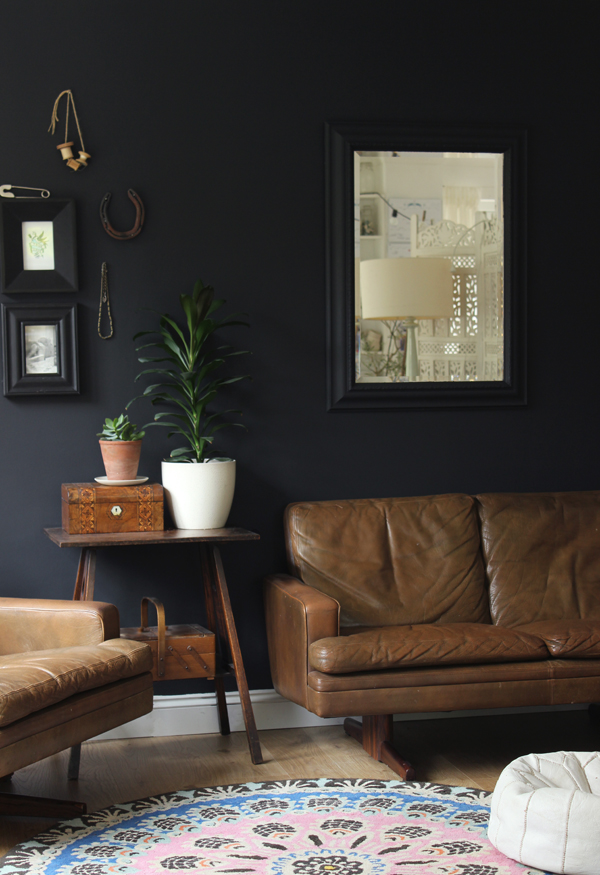 Add depth with a black feature wall | Growing Spaces